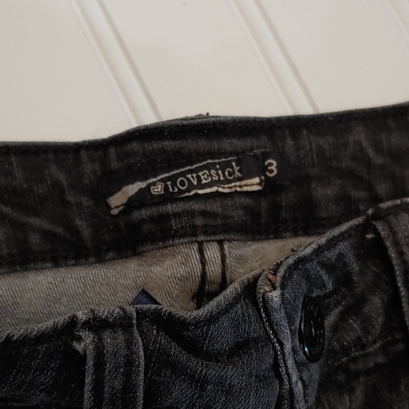 Dark gray Lovesick shorts - Picture 3 of 4